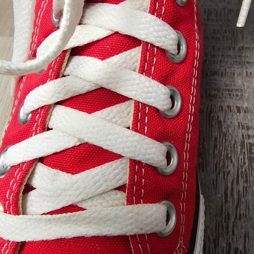 Converse Unisex Chuck Taylor All Star High Top Shoes Men 7 Women 9 Red M9621 - Picture 9 of 13